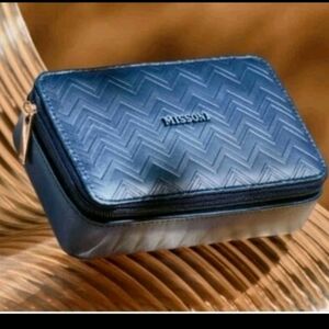 Missoni For Delta Navy Blue Amenities Travel Case